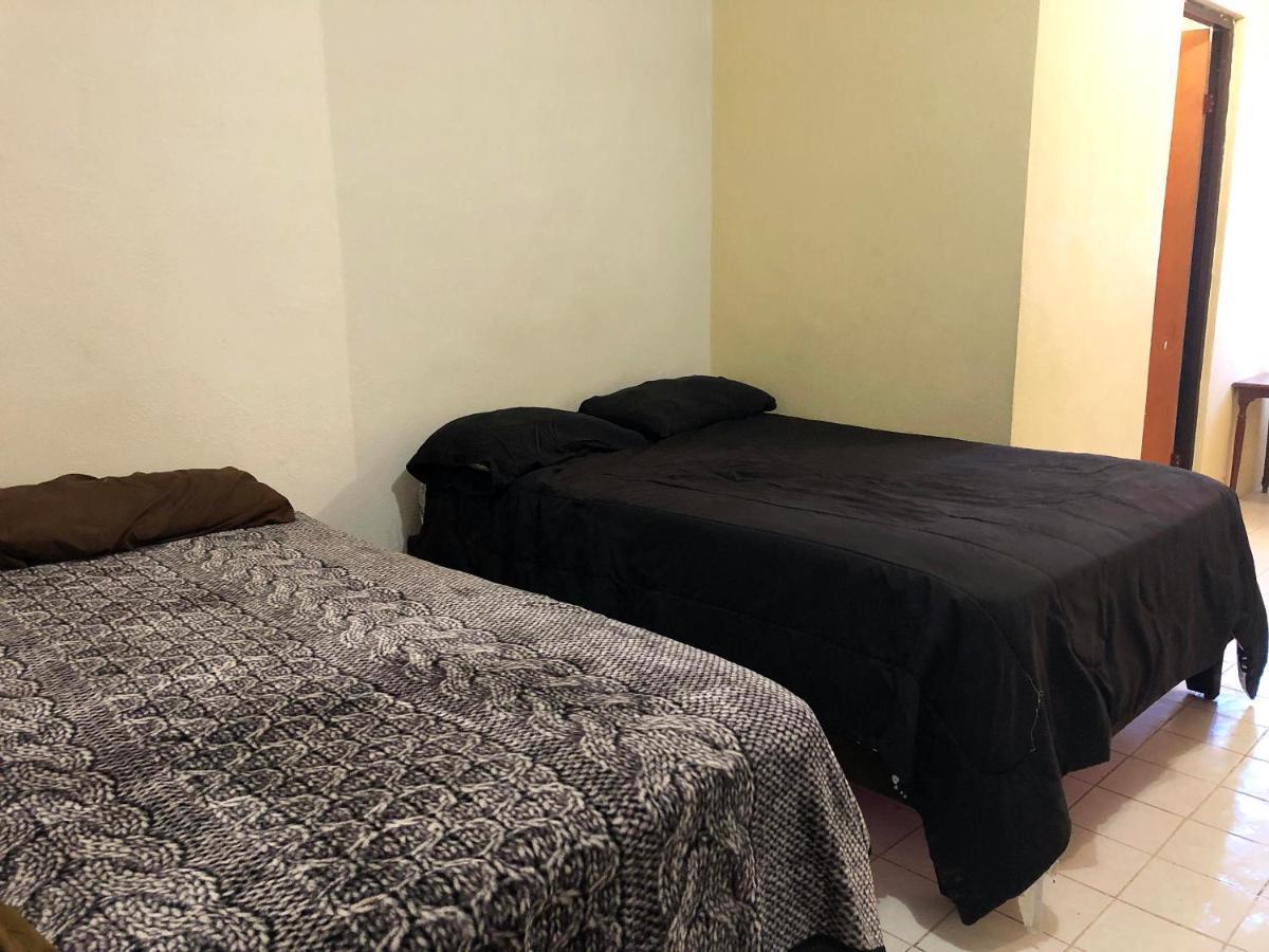 Oyo Hotel Cuatro Reales Galeana Ngoại thất bức ảnh